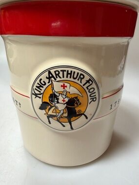 King Arthur Flour Ceramic Canister Crock Jar with Lid 1 QT. Sourdough Starter 7”